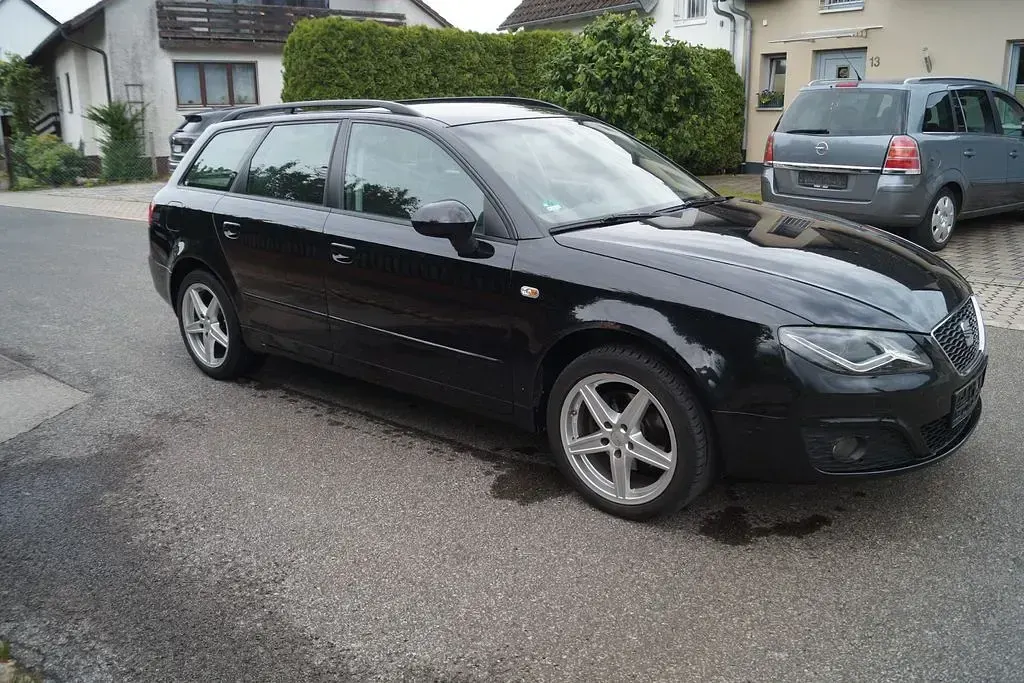 Gebraucht Seat Exeo Reference 120 PS (88 kW) 2013 Schwarz Limousine