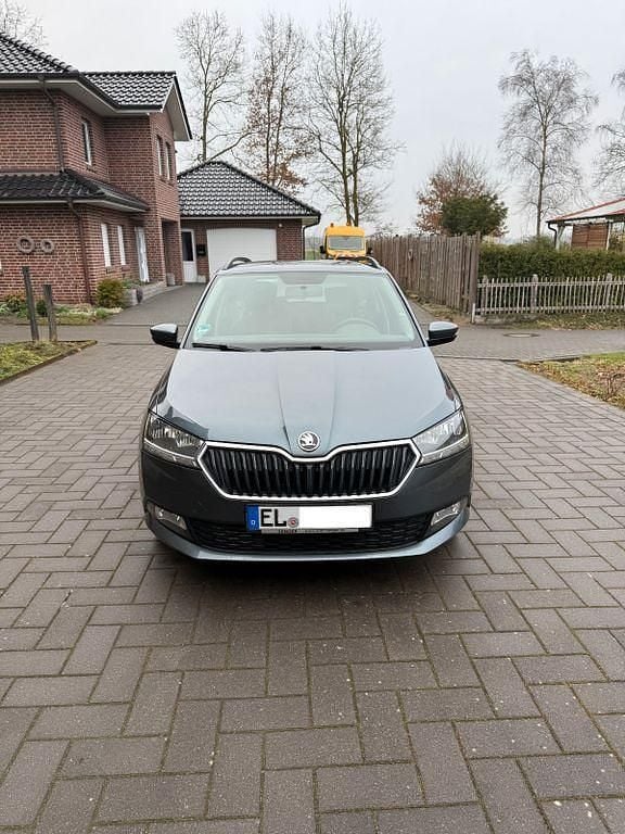 Gebraucht Skoda Fabia Cool Plus 95 PS (69 kW) 2019 Grau Kombi