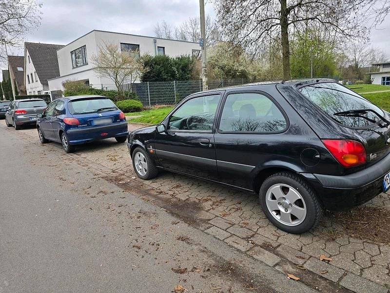 Gebraucht Ford Fiesta 75 PS (55 kW) 2001 Kleinwagen