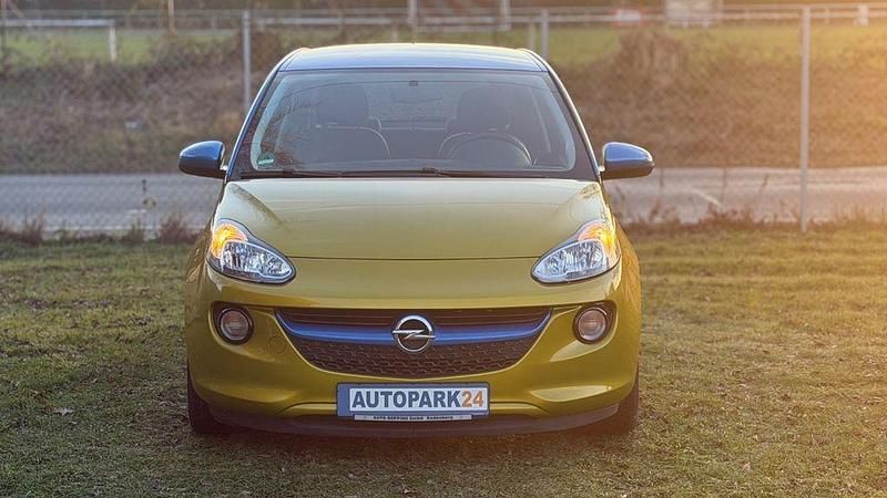 Gebraucht Opel Adam Unlimited 101 PS (74 kW) 2016 Gelb Kleinwagen