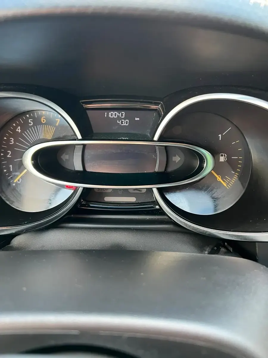 Gebraucht Renault Clio 90 PS (66 kW) 2016 Rot Kleinwagen