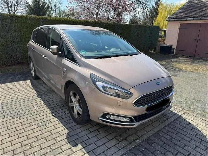 Gebraucht Ford S-MAX Vignale 179 PS (131 kW) 2017 Beige Van / Kleinbus