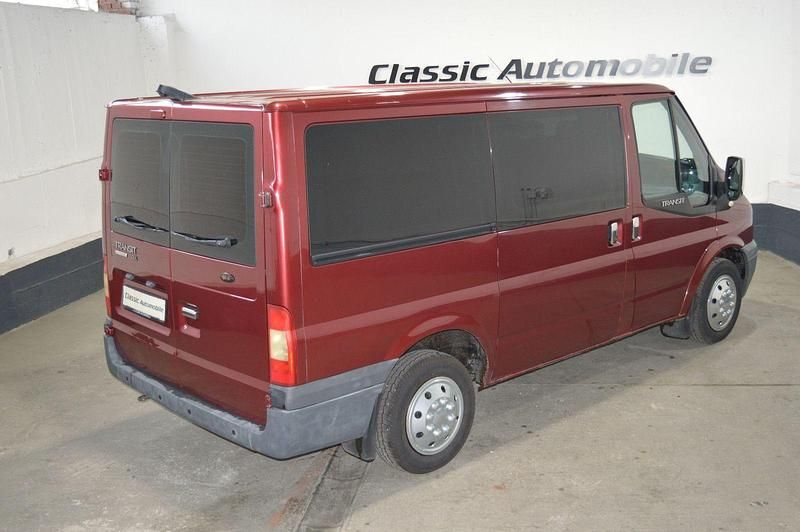 Second-hand Ford Transit 86 CP (63 kW) 2007 Roșu Monovolum