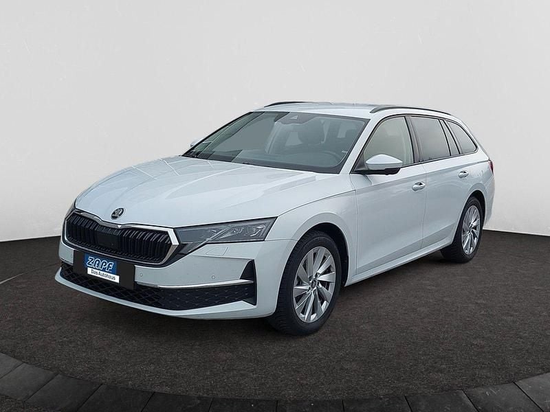 Weiß Gebraucht 2025 Skoda Octavia Kombi | 29.985 € (Guter Preis) - Bild 1/4