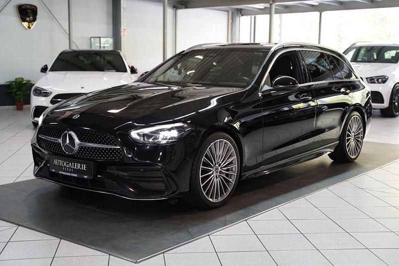 Schwarz Gebraucht 2023 Mercedes C200 AMG line Limousine | 29.800 € (Fairer Preis) - Bild 1/4