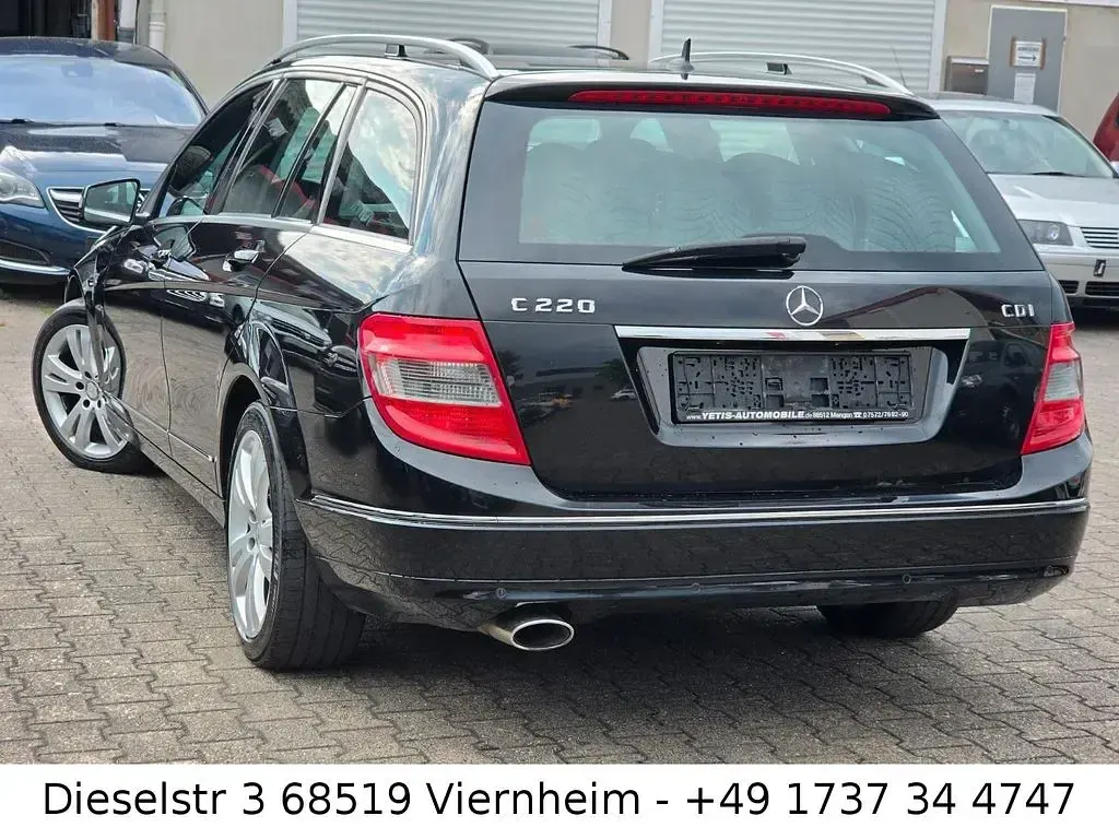 Gebraucht Mercedes C220 170 PS (125 kW) 2011 Schwarz Limousine