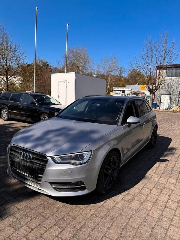 Gebraucht Audi A3 143 PS (105 kW) 2015 Silber Kleinwagen
