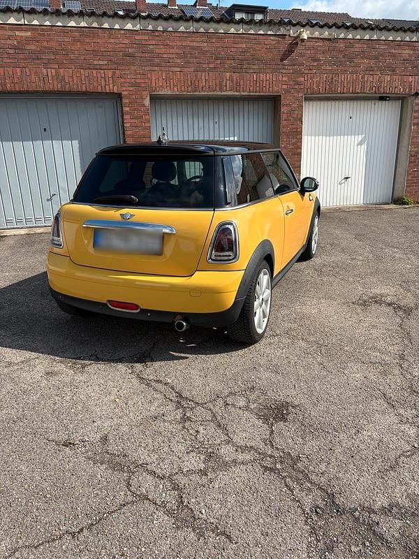 Usata Mini Cooper 120 CV (88 kW) 2007 Giallo Utilitaria