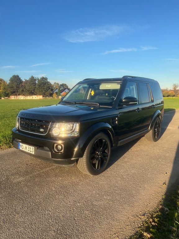 Schwarz Gebraucht 2016 Land Rover Discovery 4 SUV | 14.000 € - Bild 1/4