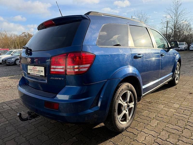 Gebraucht Dodge Journey SE 140 PS (102 kW) 2010 Blau SUV