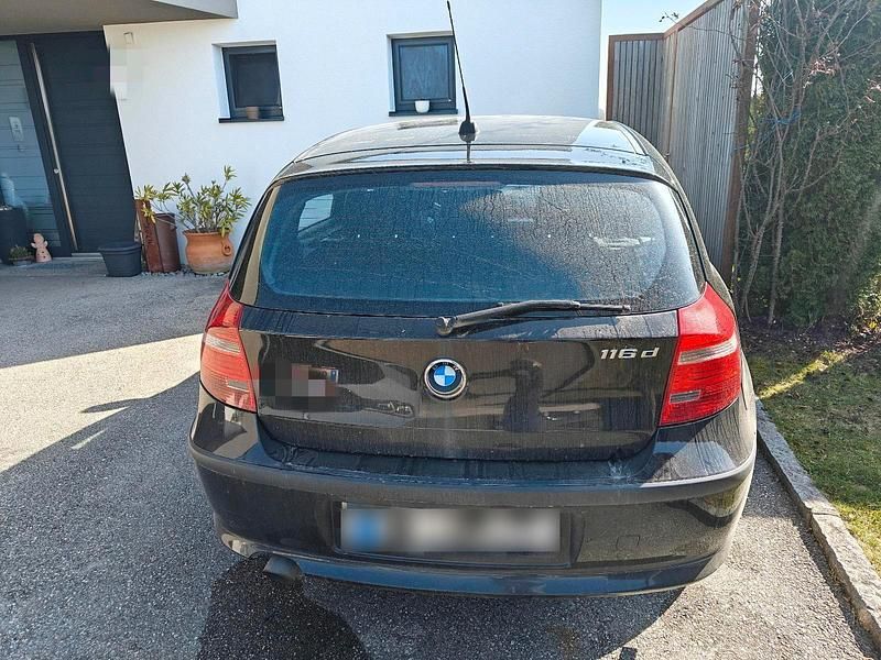 Gebraucht BMW 116 Advantage 116 PS (85 kW) 2009 Schwarz Kleinwagen