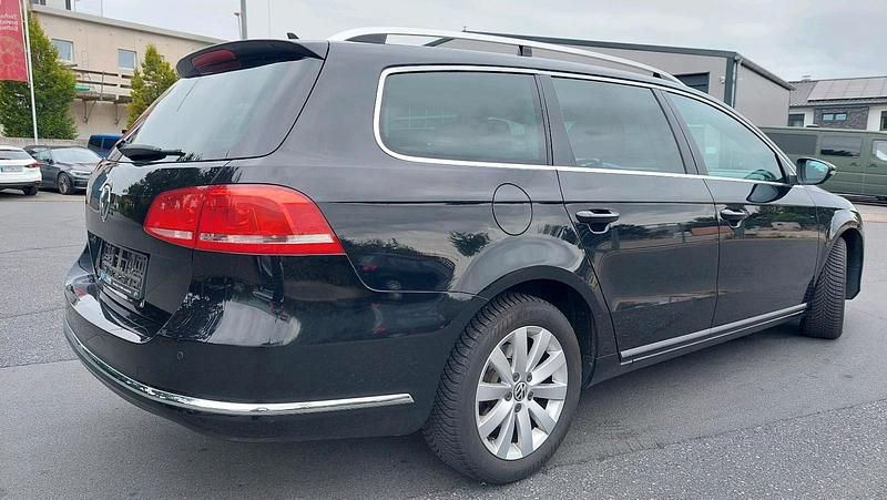 Gebraucht VW Passat Highline 140 PS (102 kW) 2011 Schwarz Kombi