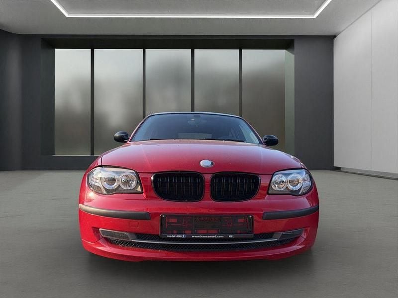 Gebraucht BMW 116 122 PS (89 kW) 2009 Rot Kleinwagen