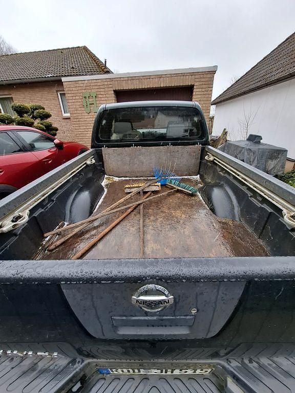 Gebraucht Nissan Navara 171 PS (125 kW) 2006 Grün Pickup