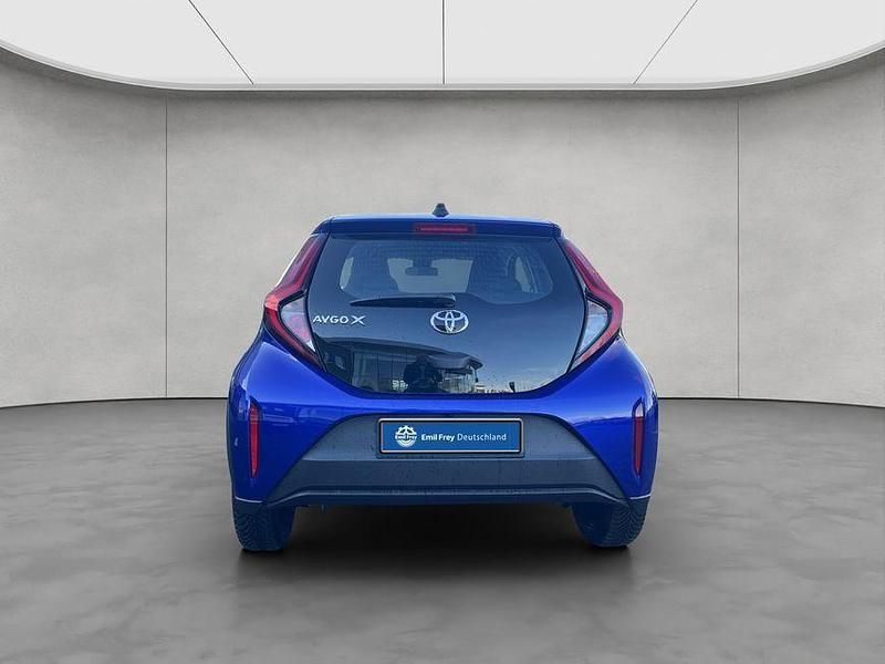 Gebraucht Toyota Aygo X X-play 72 PS (52 kW) 2023 Blau SUV