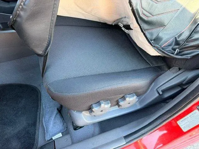 Begagnad Kia Rio 2008 Röd Halvkombi