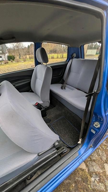 Gebraucht Daihatsu Cuore 58 PS (42 kW) 2003 Blau Kleinwagen