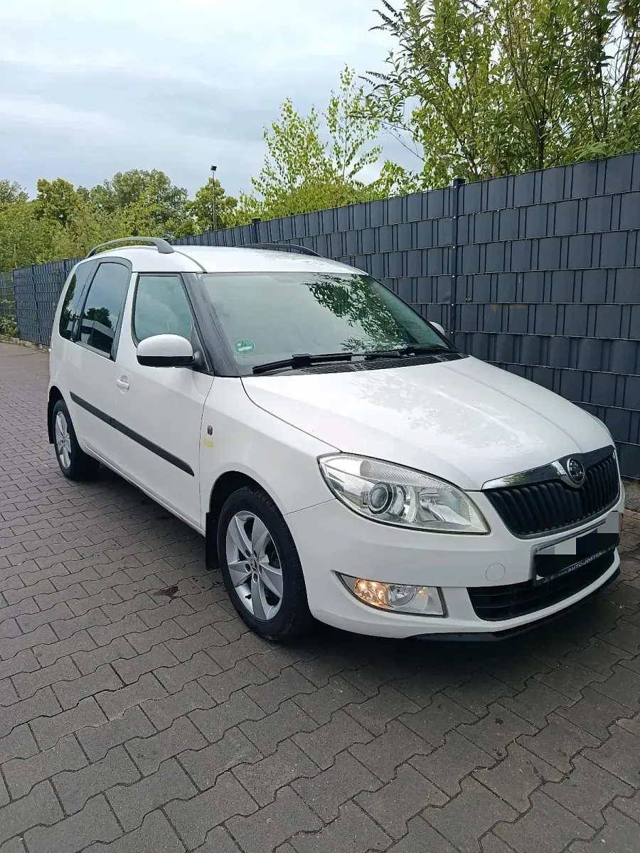 Gebraucht Skoda Roomster 75 PS (55 kW) 2014 Weiß Van / Kleinbus