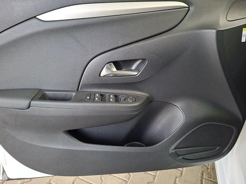 Gebraucht Opel Corsa-e 100 kW (136 PS) 2023 Weiß Kleinwagen