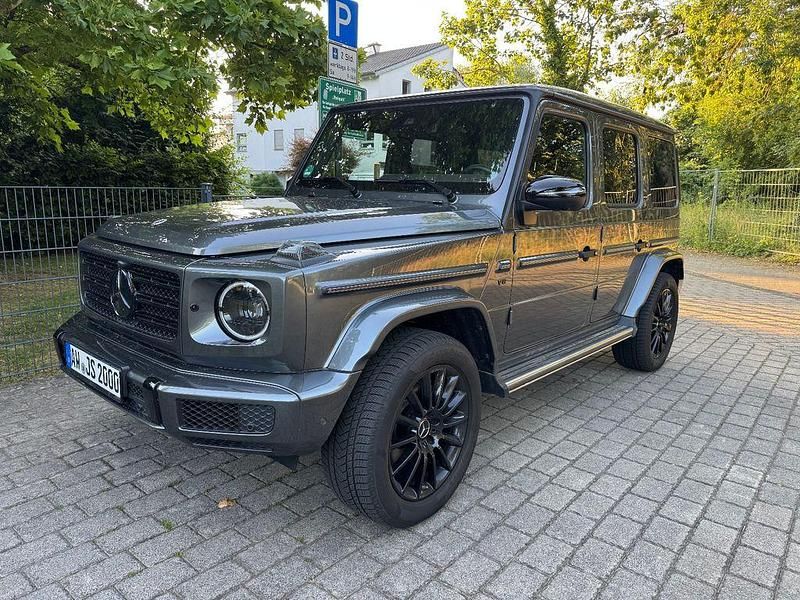 Gebraucht Mercedes G500 AMG 421 PS (309 kW) 2023 Grau SUV