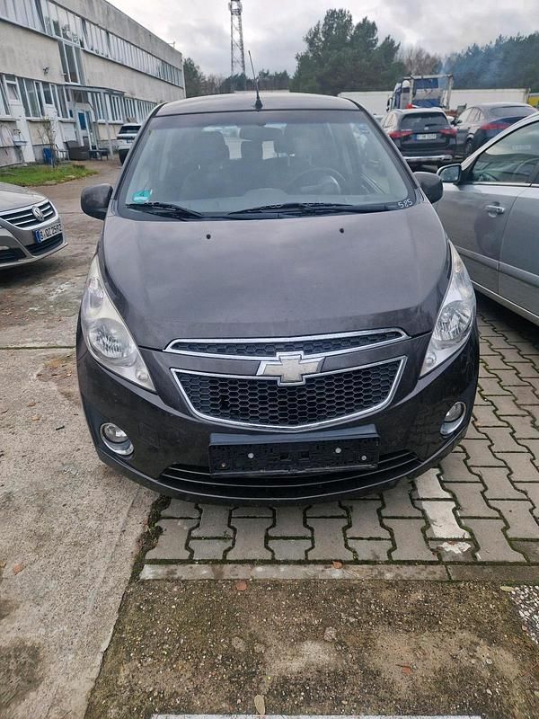 Gebraucht Chevrolet Spark 68 PS (50 kW) 2011 Grau Kleinwagen