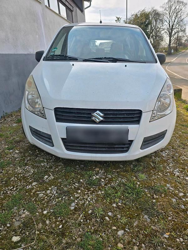 Gebraucht Suzuki Splash 68 PS (50 kW) 2008 Weiß Kleinwagen