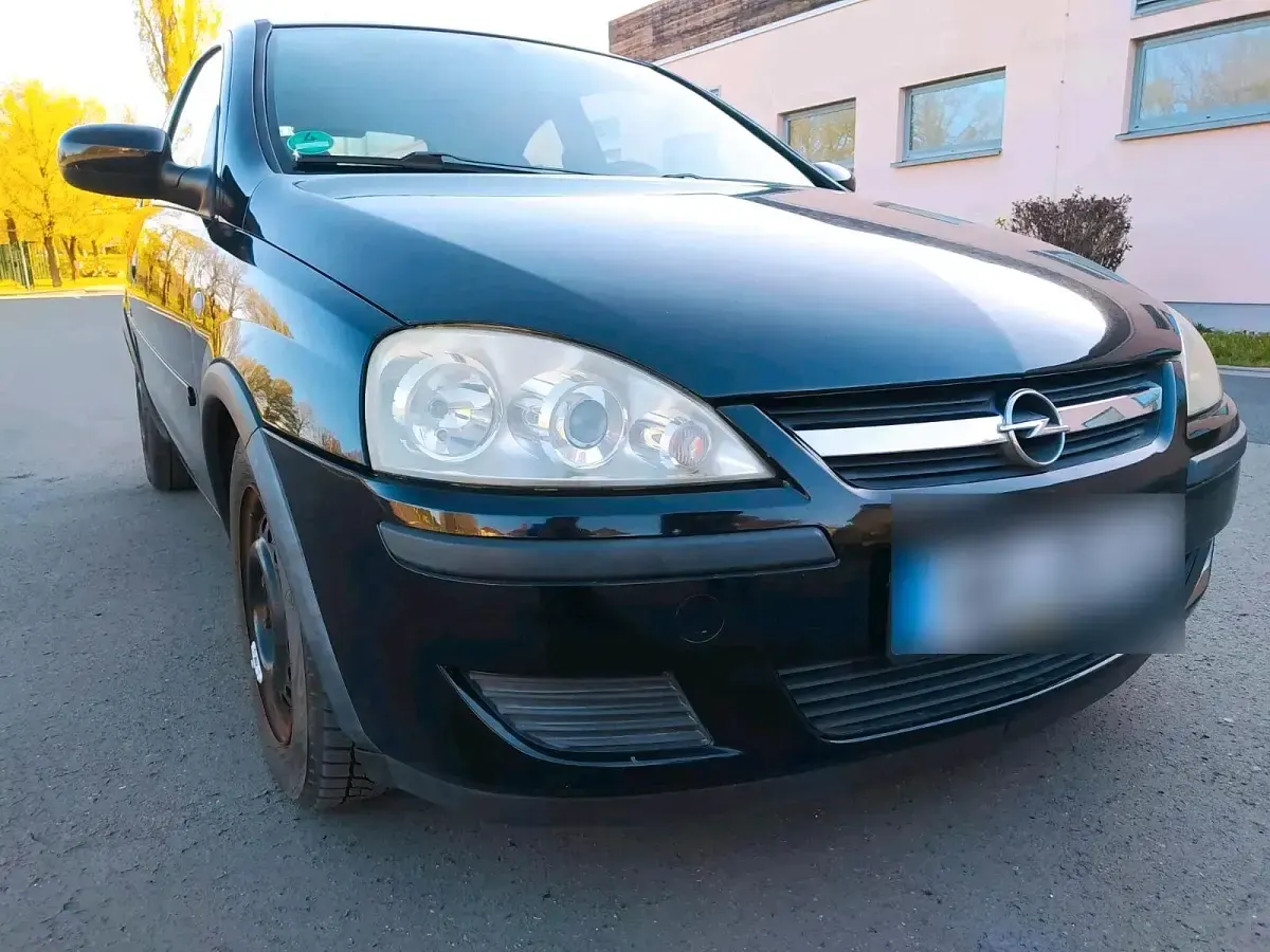 Gebraucht Opel Corsa 60 PS (44 kW) 2004 Schwarz Kleinwagen
