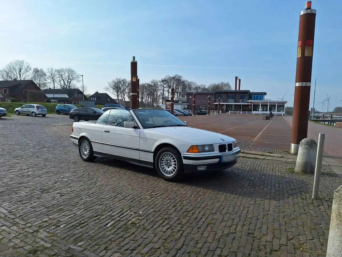 Gebraucht BMW 325 Cabriolet 192 PS (141 kW) 1993 Weiß Cabrio