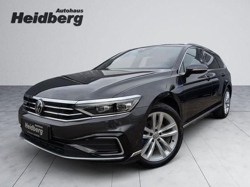 Gebraucht VW Passat GTE 218 PS (160 kW) 2020 Grau Kombi