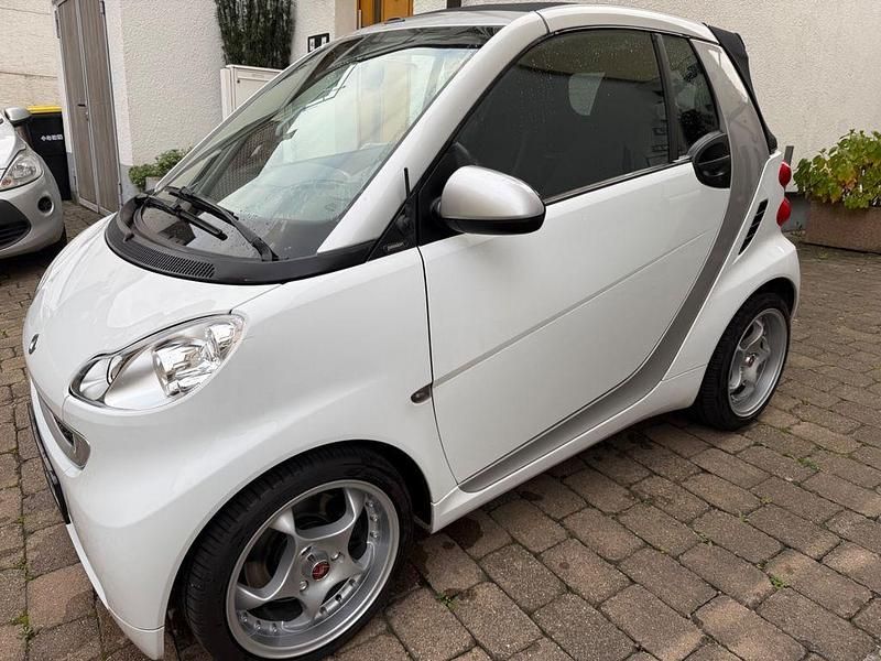 Weiß Gebraucht 2008 Smart ForTwo Cabrio Passion Cabrio | 6.000 € (Teuer) - Bild 1/4