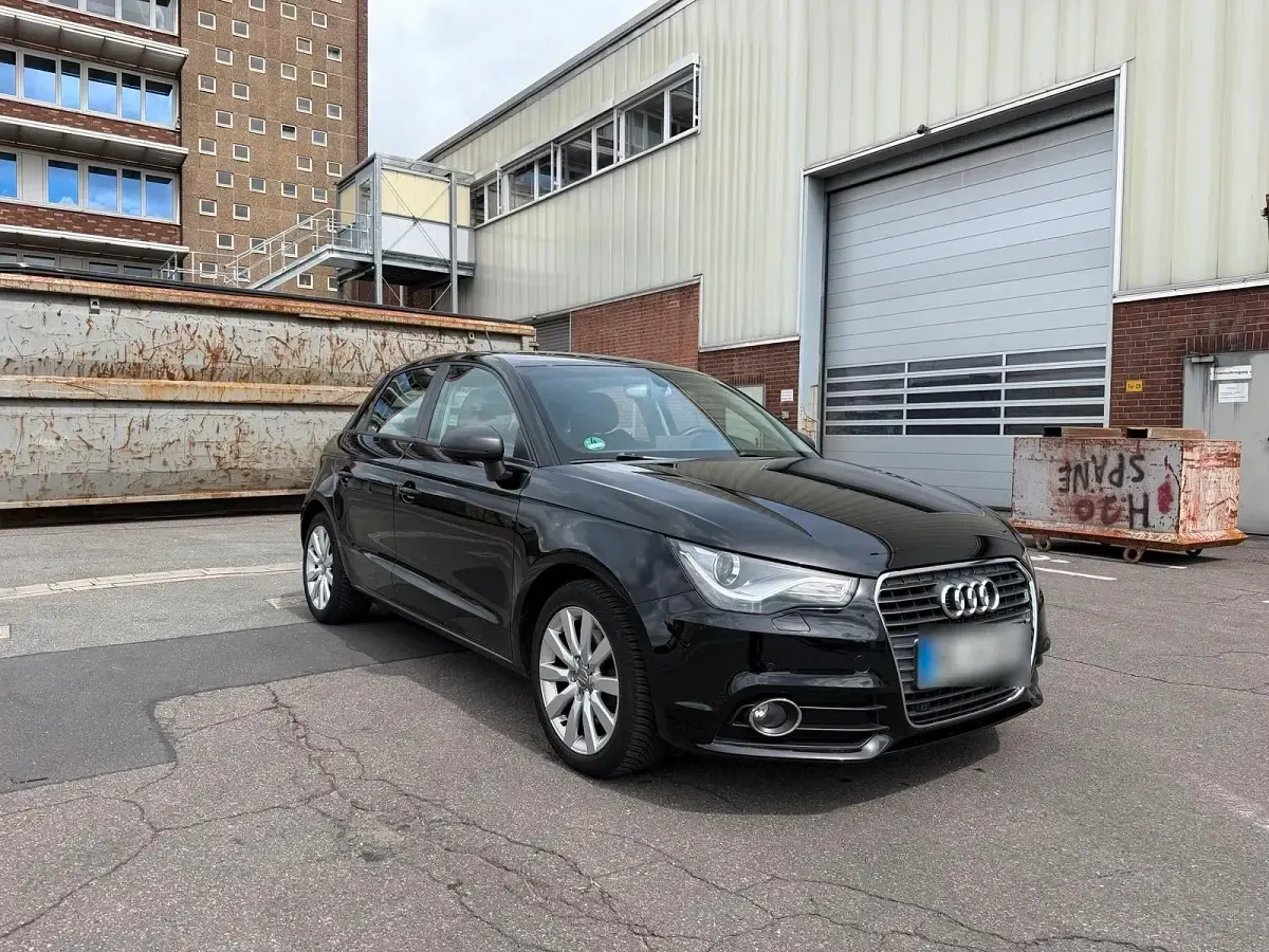 Gebraucht Audi A1 Sportback 140 PS (102 kW) 2014 Schwarz Kleinwagen