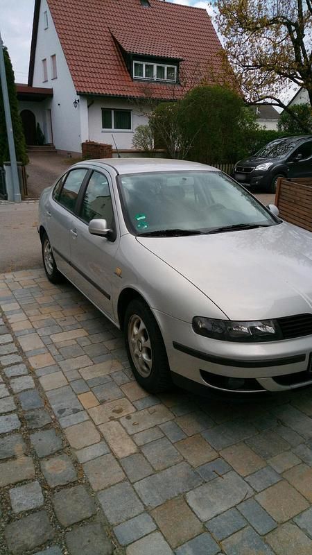 Gebraucht Seat Toledo 125 PS (91 kW) 2000 Silber Limousine