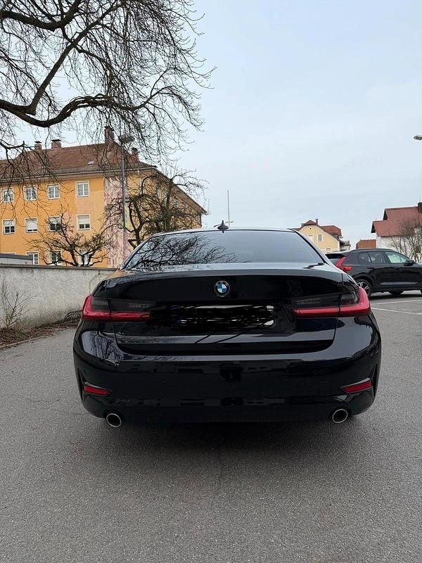 Gebraucht BMW 318 150 PS (110 kW) 2020 Schwarz Limousine