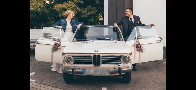 Weiß Gebraucht 1970 BMW 1600-2 Limousine | 29.500 € - Bild 1/4