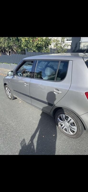 Gold Gebraucht 2009 Skoda Fabia Kleinwagen | 1.600 € (Superpreis) - Bild 1/4