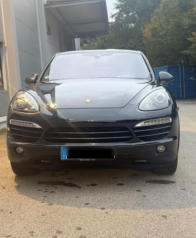 Schwarz Gebraucht 2014 Porsche Cayenne Platinum Edition SUV | 23.900 € (Superpreis) - Bild 1/4