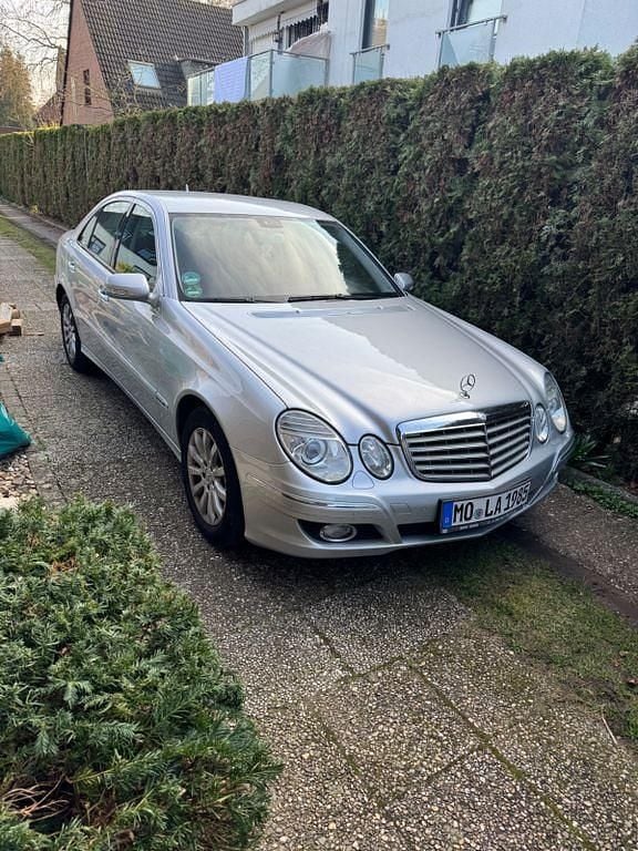 Gebraucht Mercedes 220 238 PS (175 kW) 2007 Silber Limousine