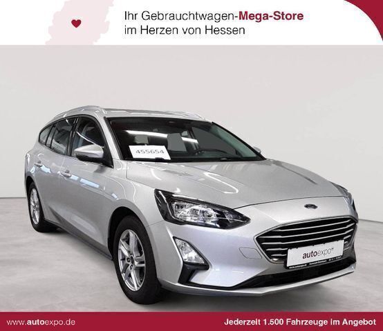 Silber Gebraucht 2021 Ford Focus Cool & Connect Limousine | 14.989 € (Superpreis) - Bild 1/4