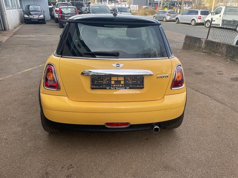 Gebraucht Mini Cooper 120 PS (88 kW) 2008 Gelb Kleinwagen
