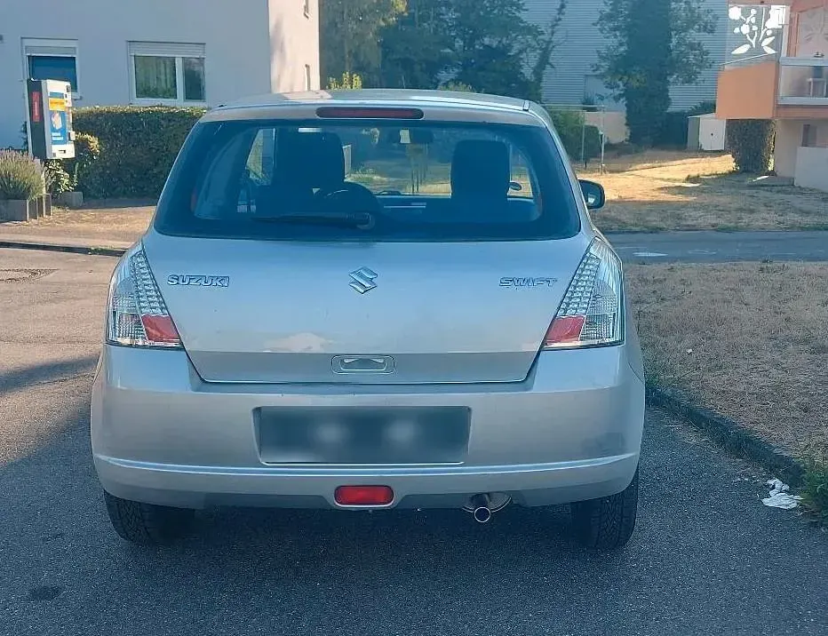 Gebraucht Suzuki Swift 92 PS (67 kW) 2007 Silber Kleinwagen