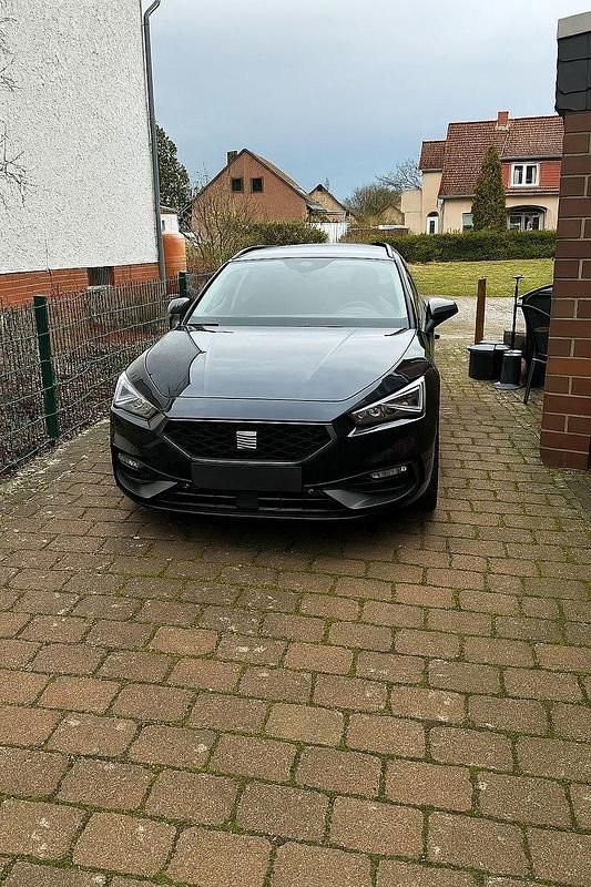 Gebraucht Seat Leon FR 131 PS (96 kW) 2020 Grau Kombi