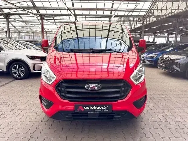 Używany Ford Transit Custom Trend 131 KM (96 kW) 2022 Czerwony Van