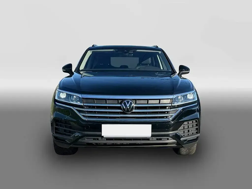 Gebraucht VW Touareg 231 PS (169 kW) 2025 Schwarz SUV