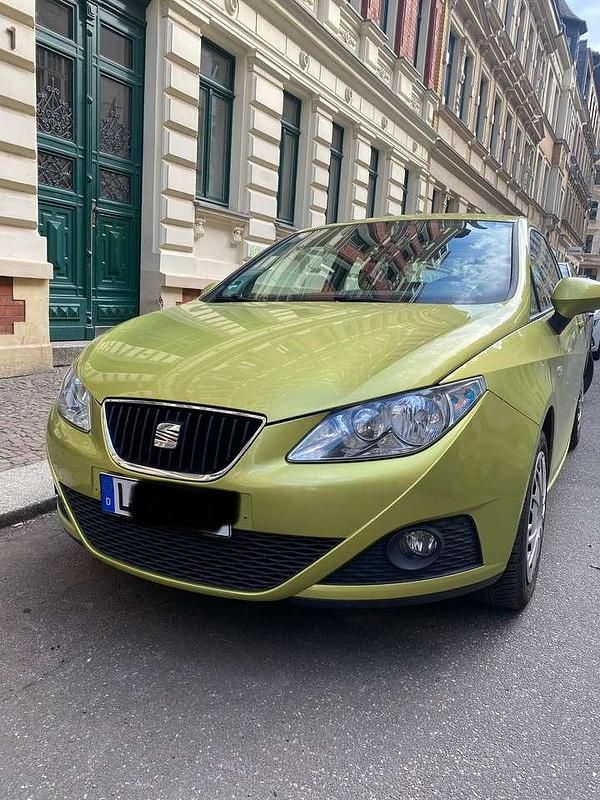 Second-hand Seat Ibiza SC Reference 86 CP (63 kW) 2009 Galben Hatchback