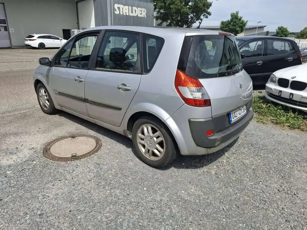 Gebraucht Renault Scénic Exception 131 PS (96 kW) 2006 Silber Van / Kleinbus