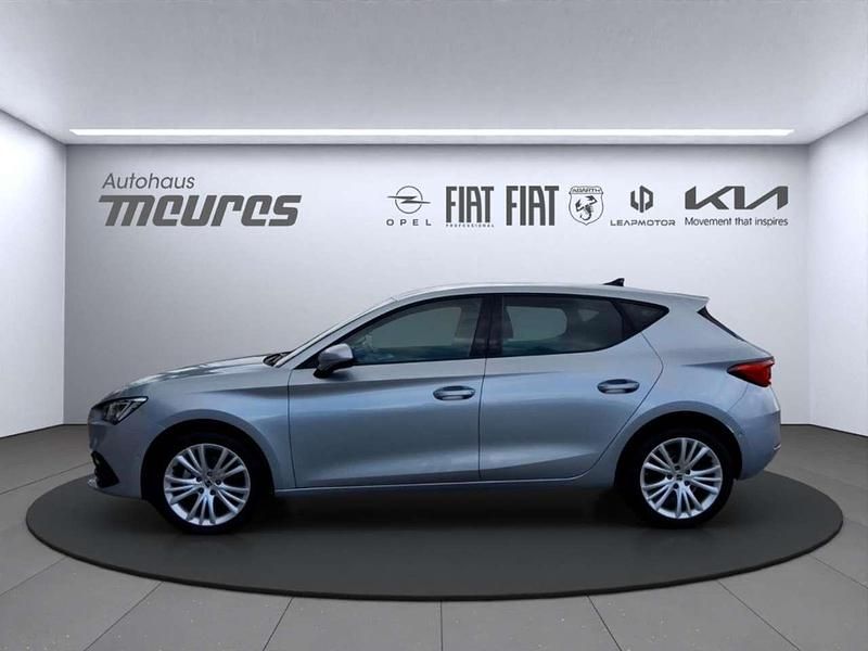 Gebraucht Seat Leon Style 150 PS (110 kW) 2024 Silber Limousine