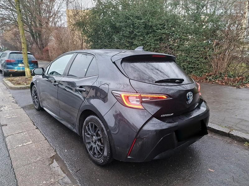 Gebraucht Toyota Corolla 122 PS (89 kW) 2019 Schwarz Limousine