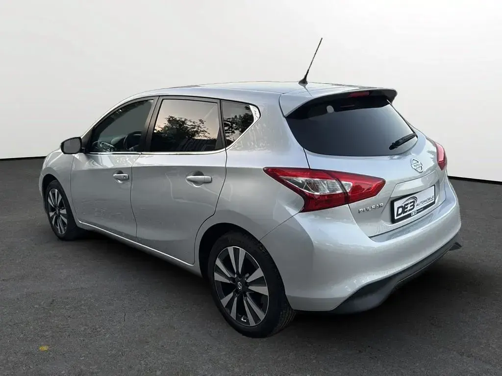 Gebraucht Nissan Pulsar Tekna 116 PS (85 kW) 2015 Silber Kleinwagen