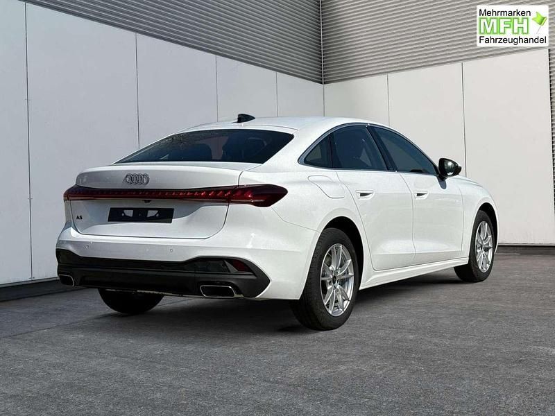 Neu Audi A5 Basis 204 PS (150 kW) 2025 Arkonaweiß Coupé