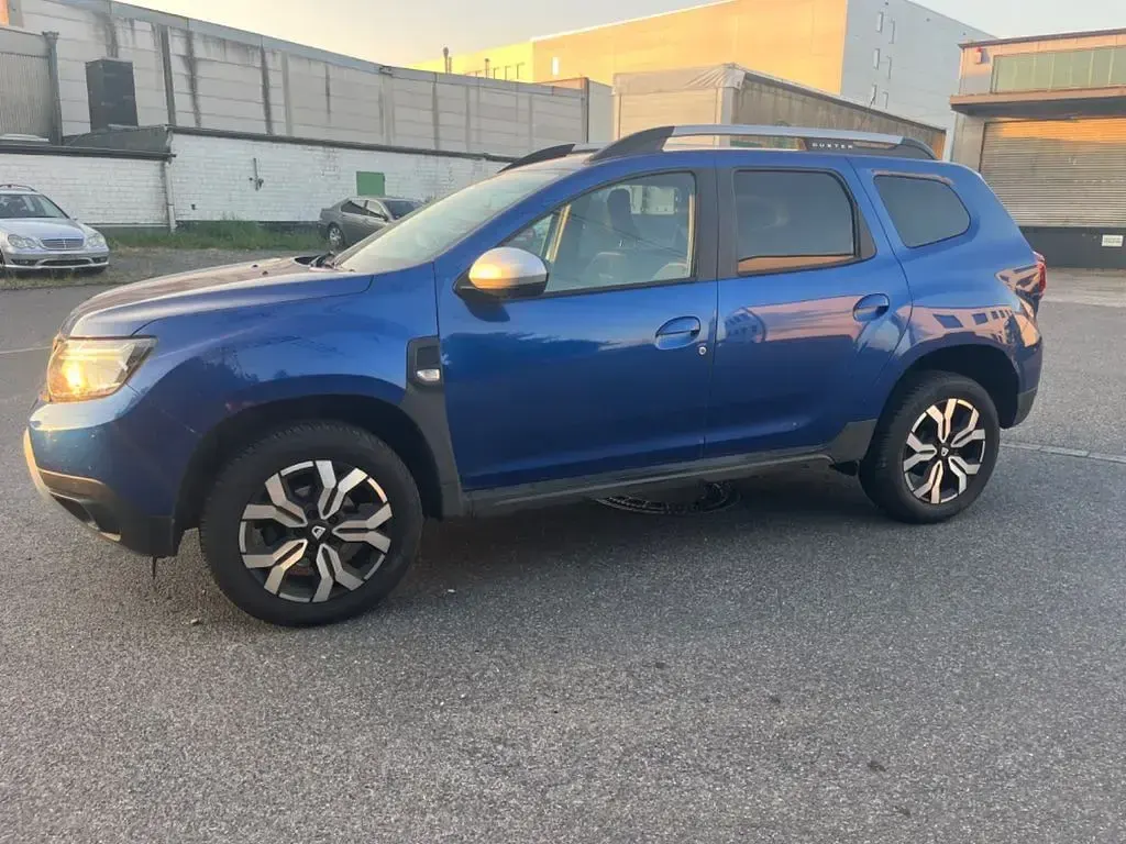 Gebraucht Dacia Duster Prestige 131 PS (96 kW) 2022 Blau SUV